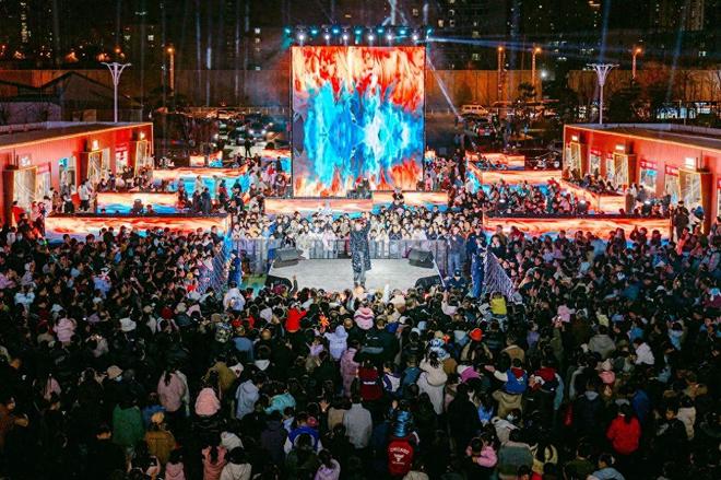 平光影迷宫——小雪节气浪漫飘雪视听盛宴引