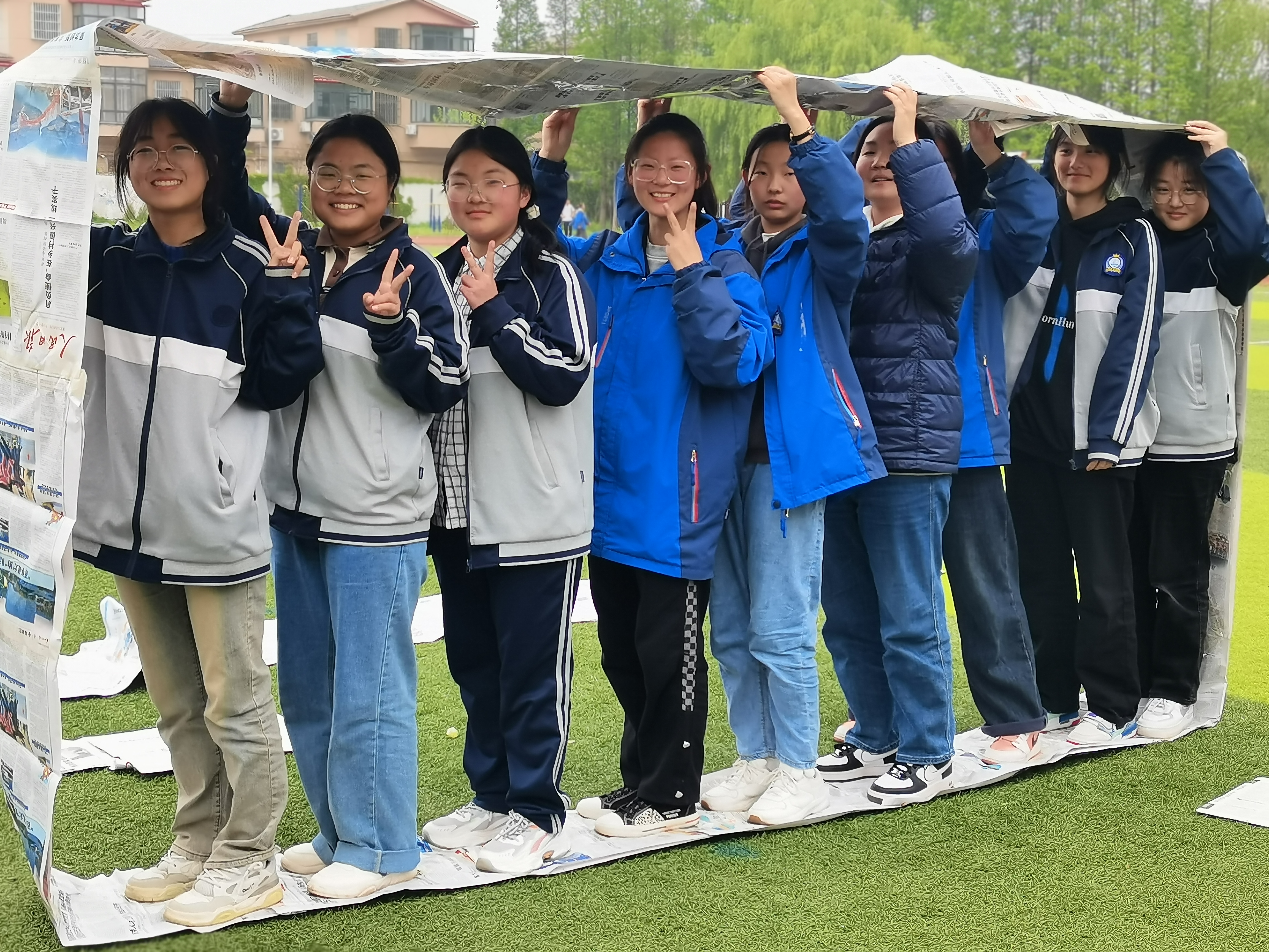 开设户外团体心理课冰球突破海头高中：(图2)