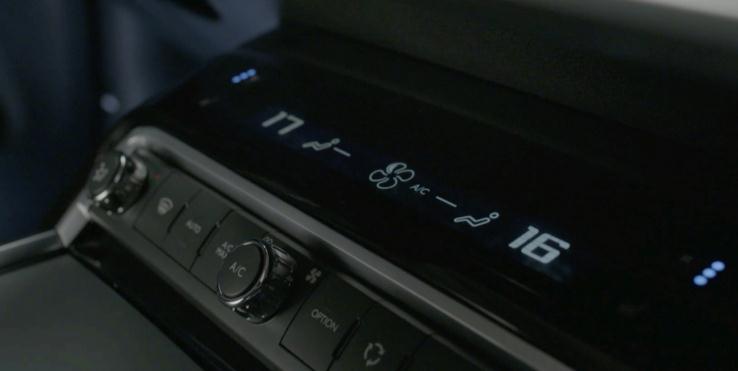 巴斯特的极致天窗工艺冰球突破豪华版遇见伟(图8)